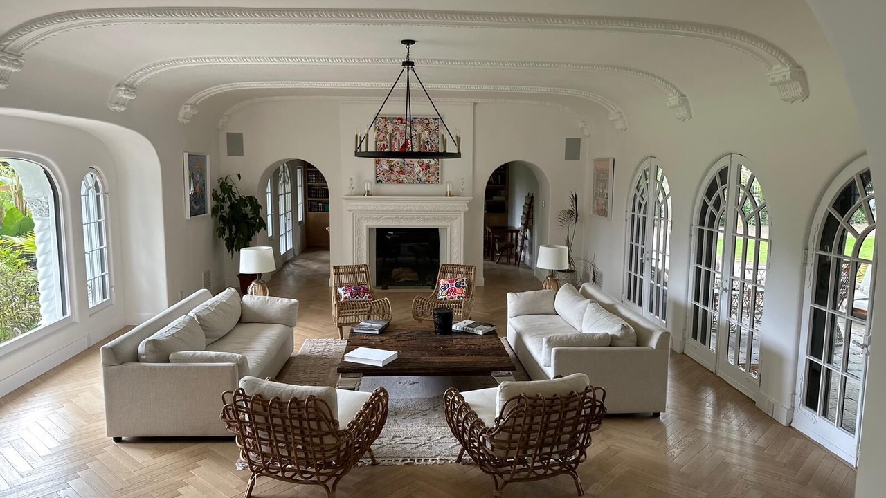 Photo of Others in Beverly Hills