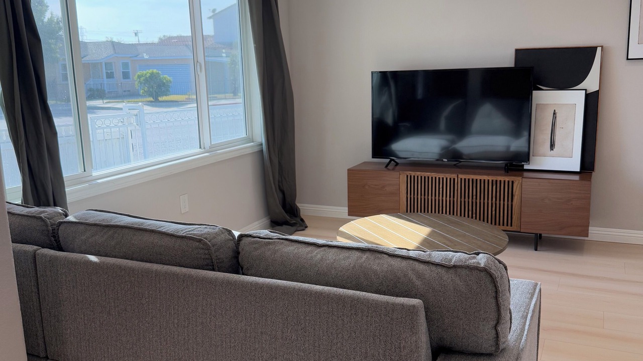 Photo of Livingroom in Monterey Park