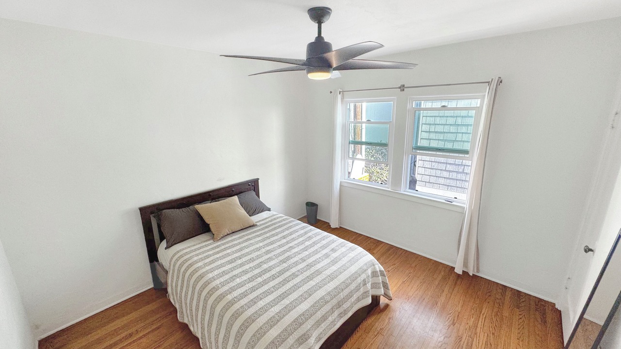 Photo of Bedroom in El Segundo