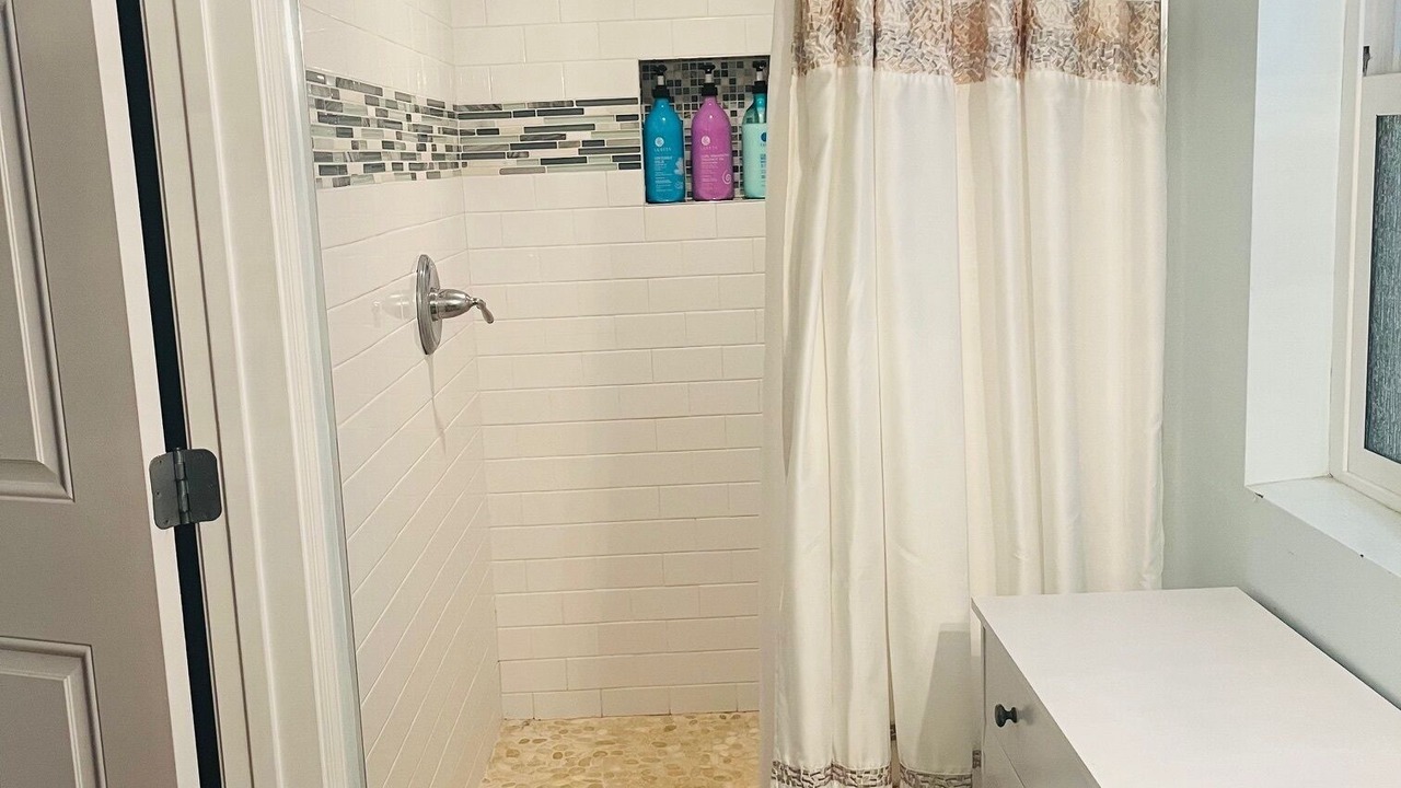 Photo of Bathroom in Studio City