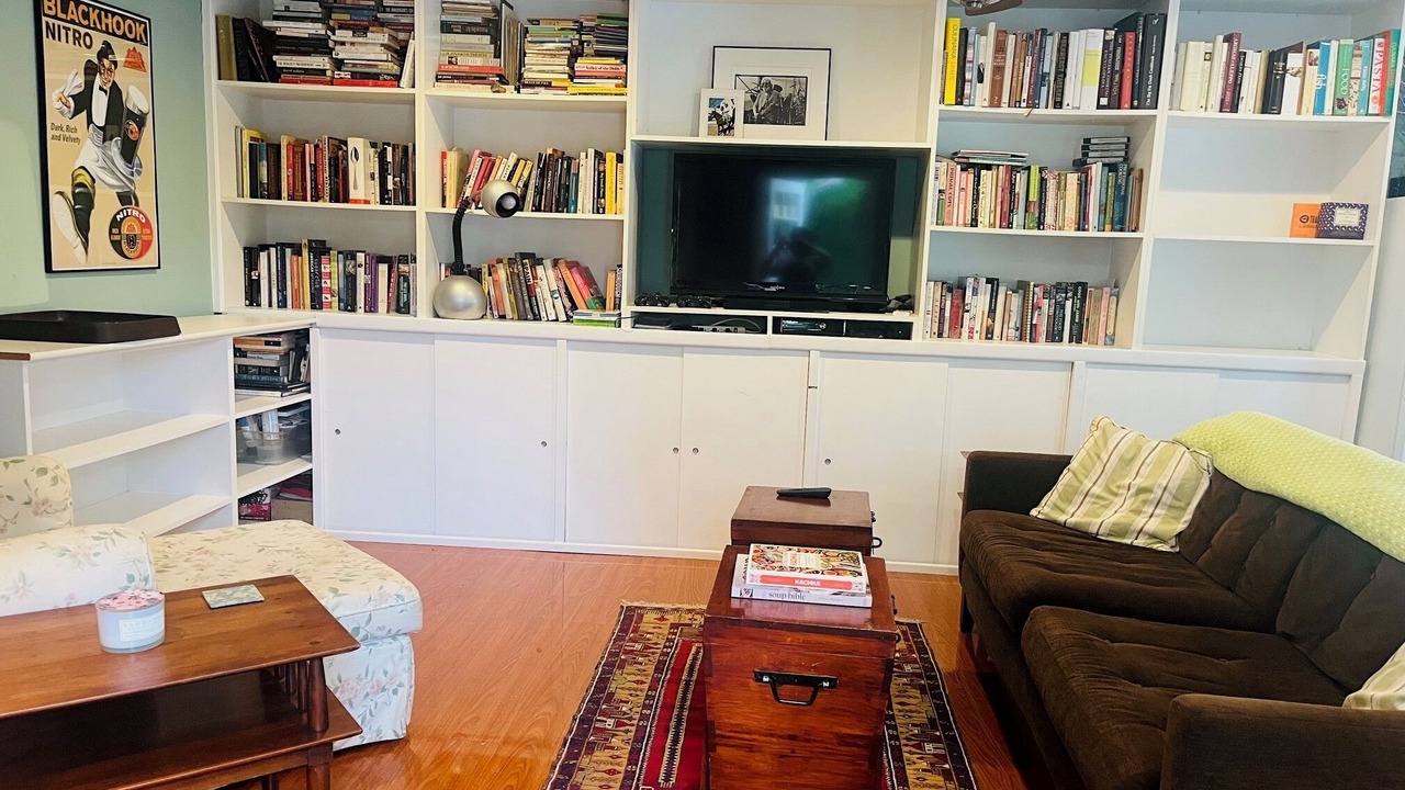 Photo of Livingroom in Studio City