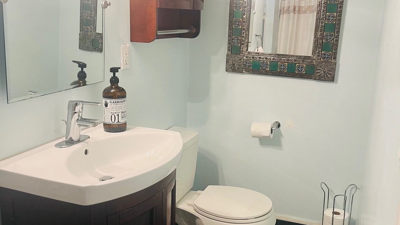 Photo of Bathroom in Studio City