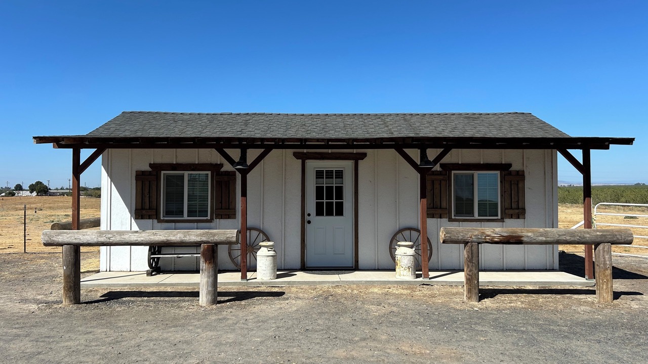 Photo of Outdoor in Peters