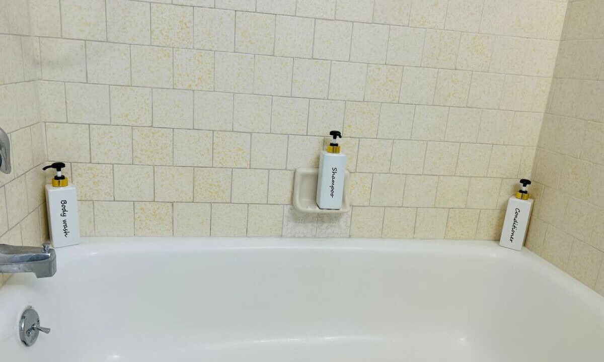 Photo of Bathroom in Valinda