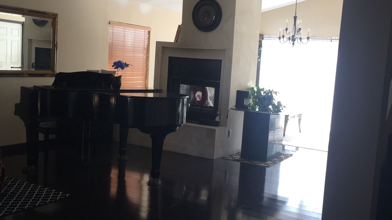 Photo of Others in Quartz Hill
