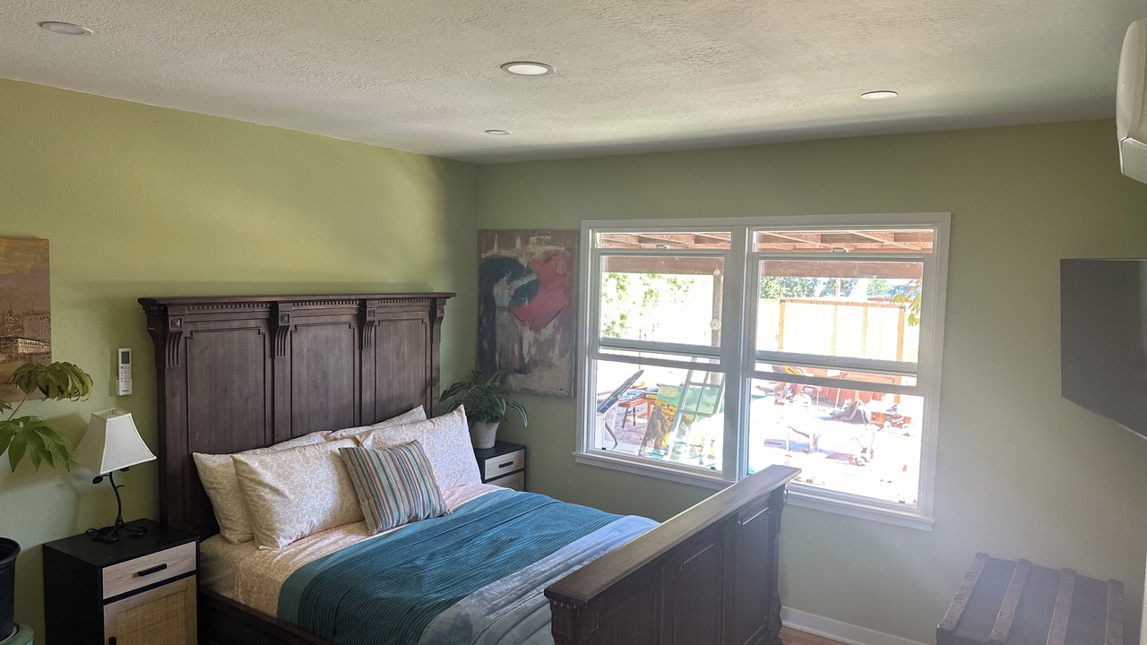 Photo of Bedroom in Del Rey Oaks