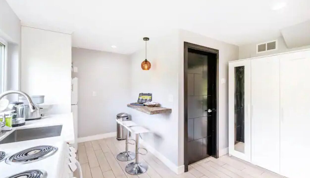 Photo of Kitchen in Hollywood Hills West