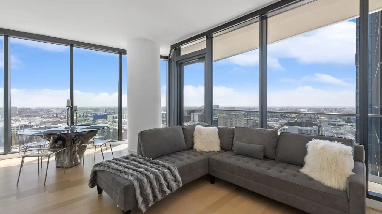 Photo of Livingroom in Downey