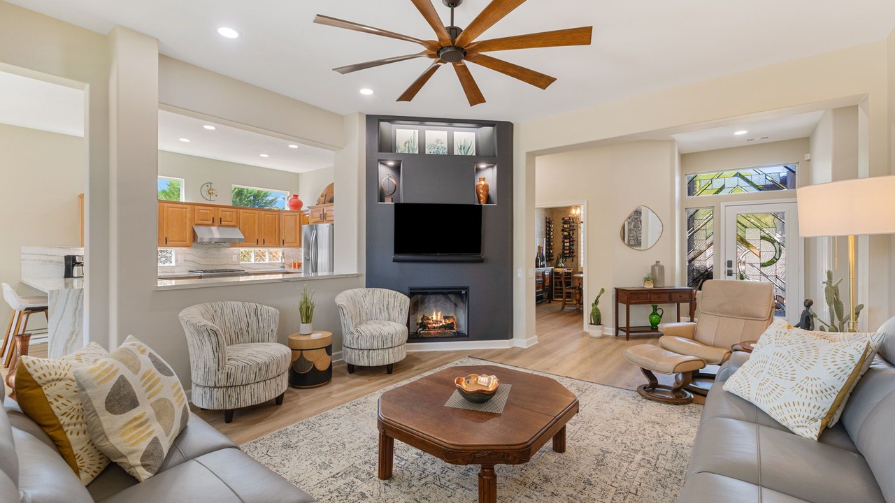 Photo of Livingroom in Desert Palms