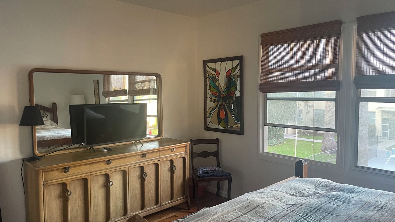 Photo of Bedroom in North Hollywood