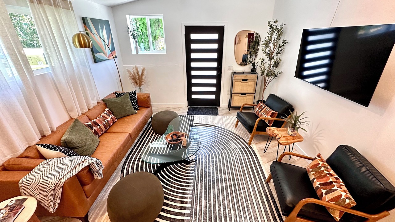 Photo of Livingroom in Vista