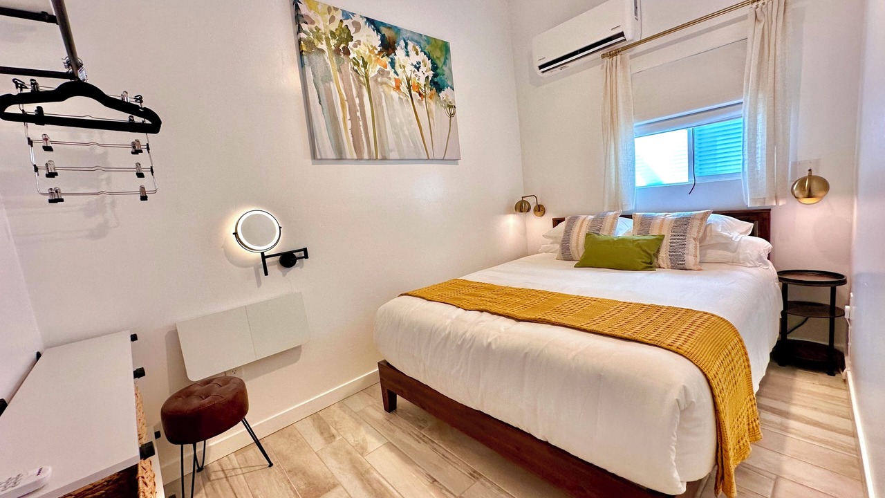 Photo of Bedroom in Vista