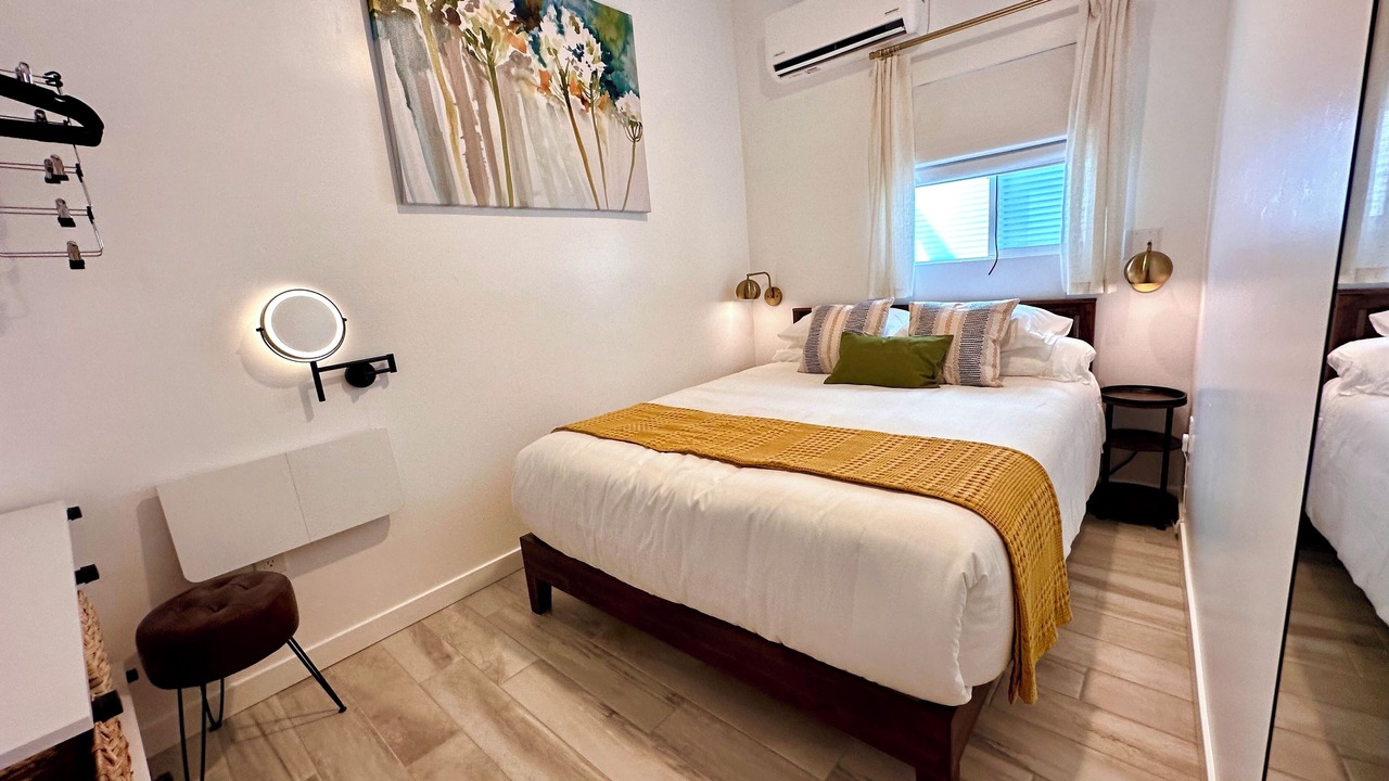 Photo of Bedroom in Vista