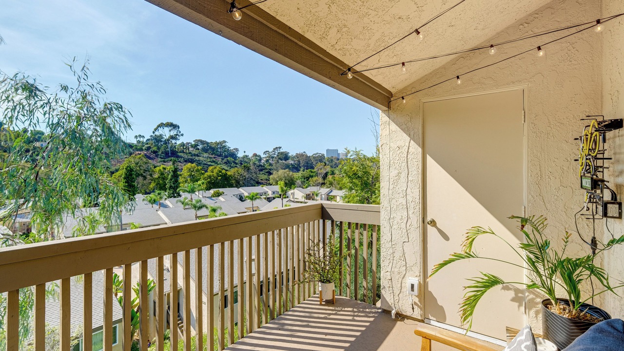 Photo of Patio Balcony in La Jolla Village