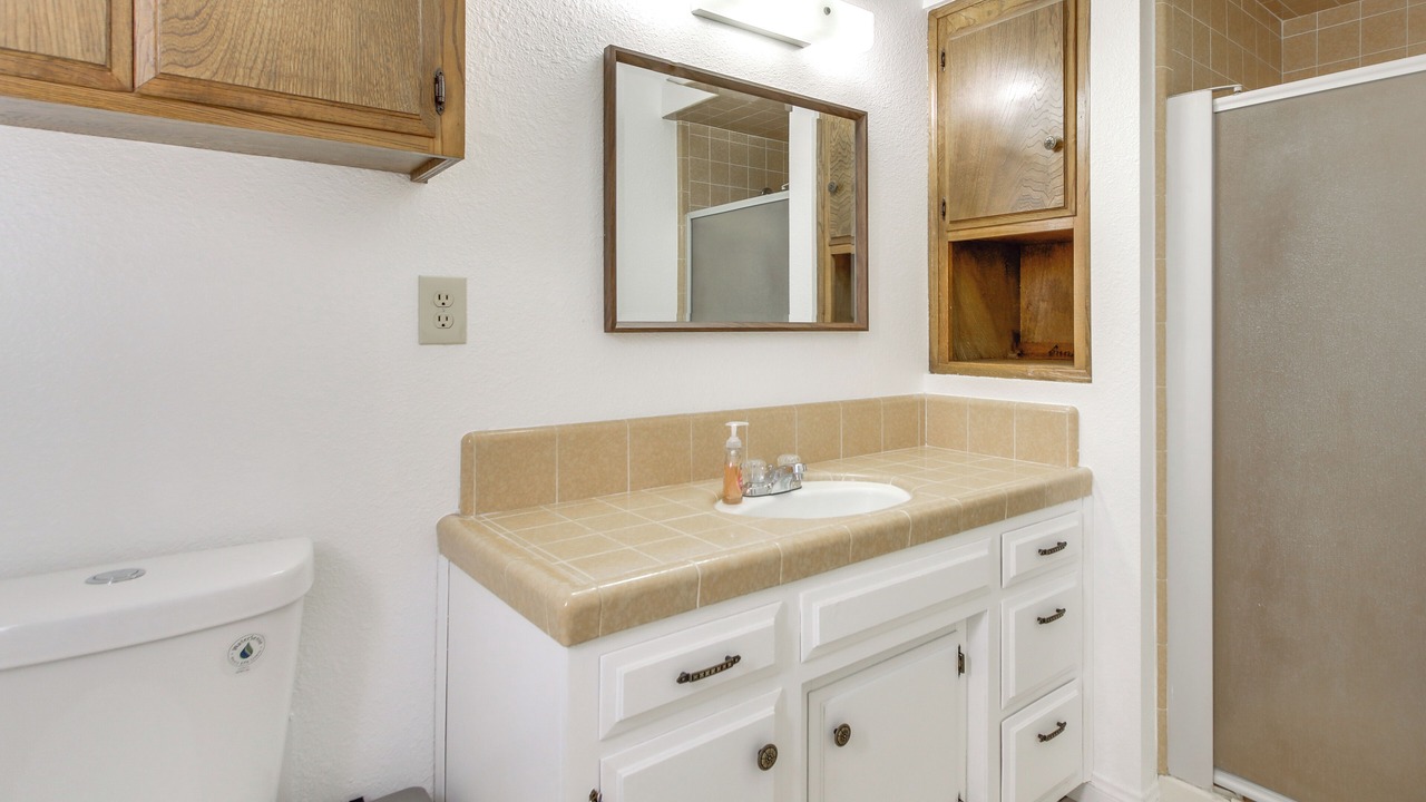 Photo of Bathroom in Ridgecrest