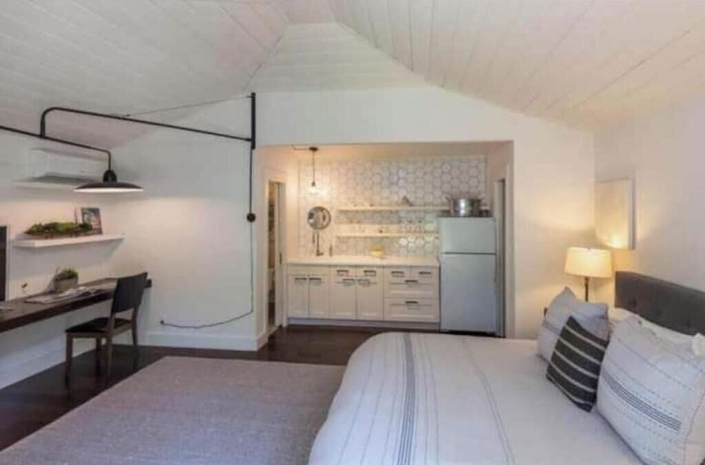 Photo of Bedroom in Old Palo Alto