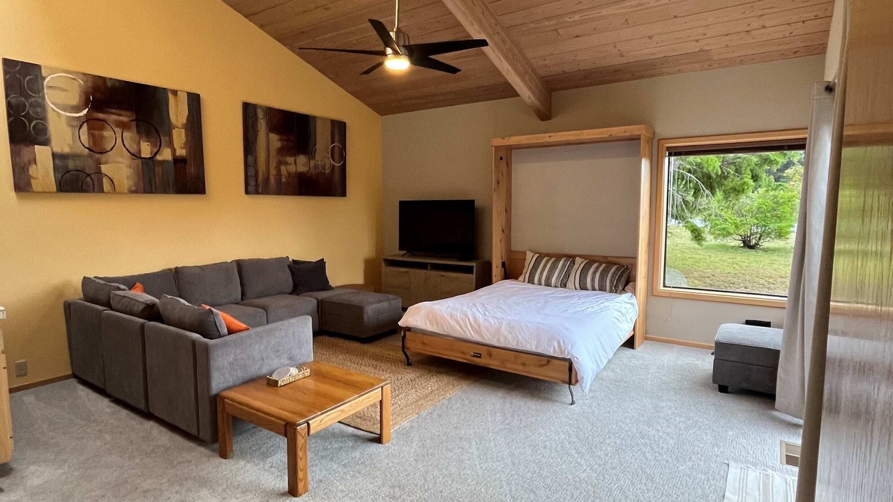Photo of Bedroom in Sea Ranch