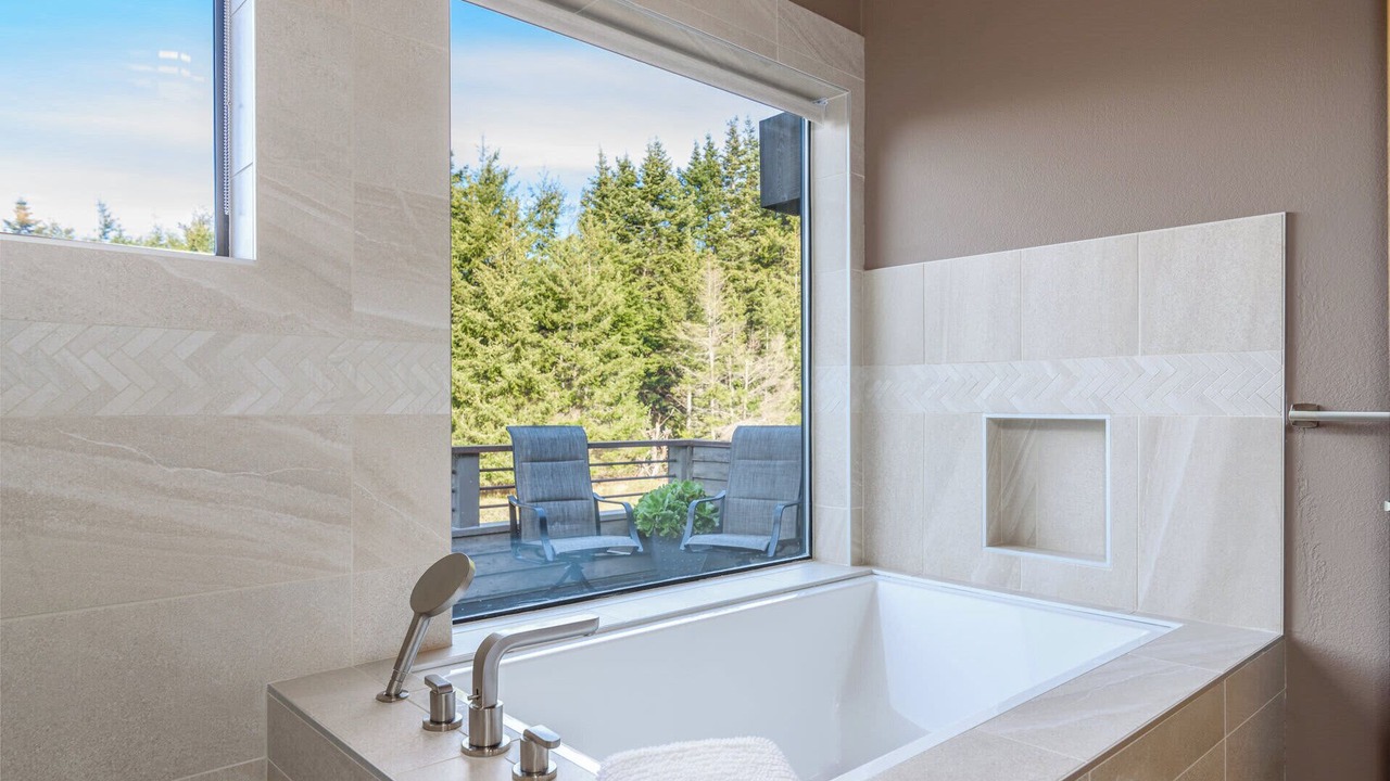 Photo of Bathroom in Sea Ranch