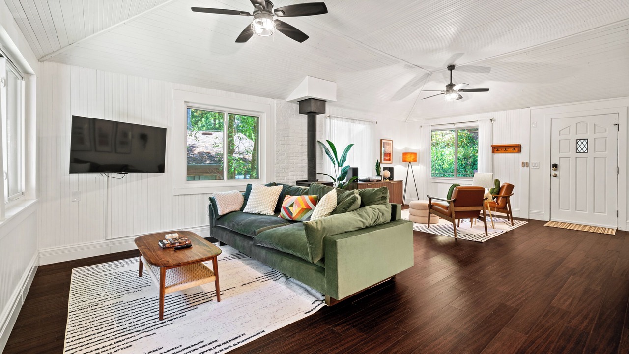 Photo of Livingroom in Camp Meeker