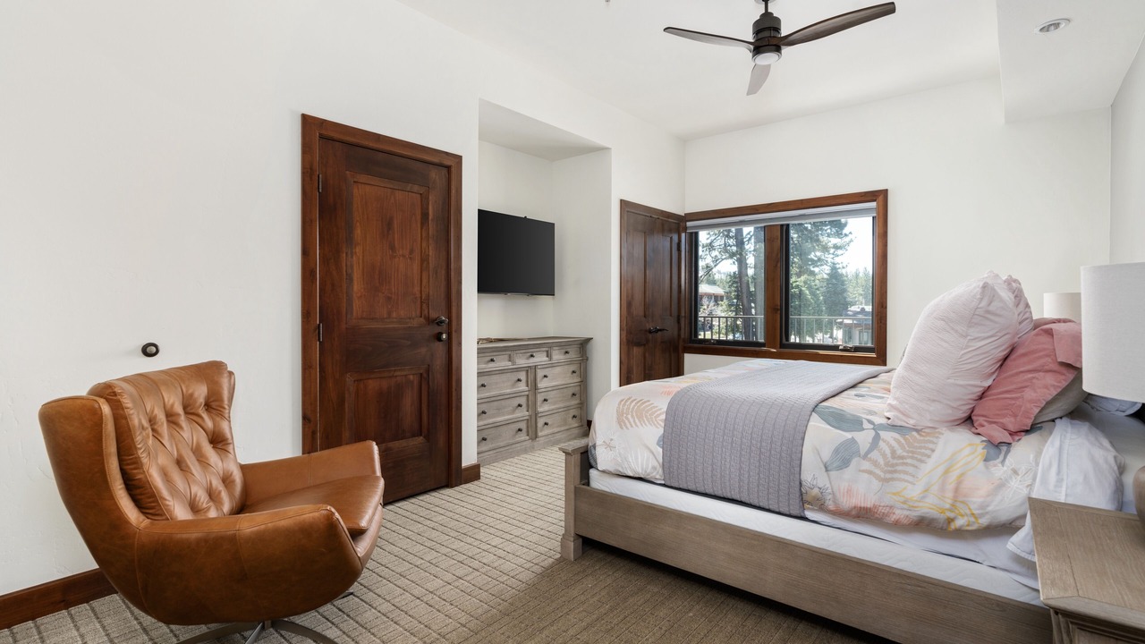 Photo of Bedroom in Lakeside Park