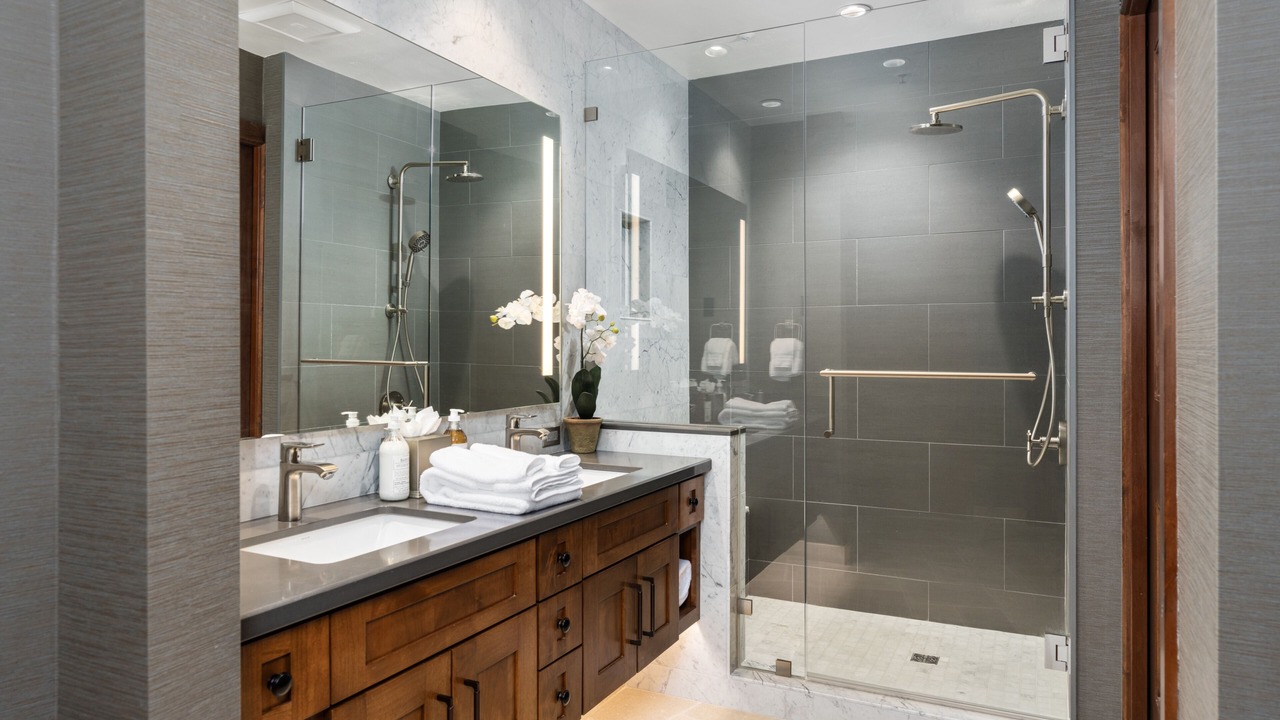 Photo of Bathroom in Lakeside Park