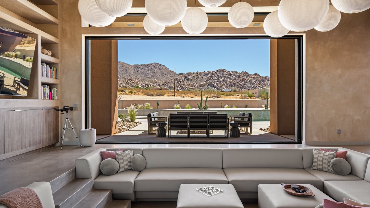 Photo of Outdoor in Panorama Heights