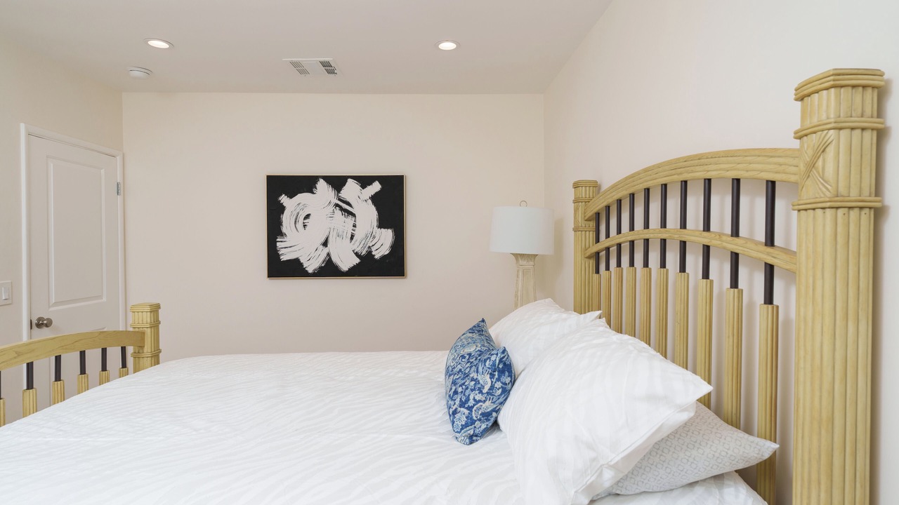 Photo of Bedroom in Crescenta Highlands