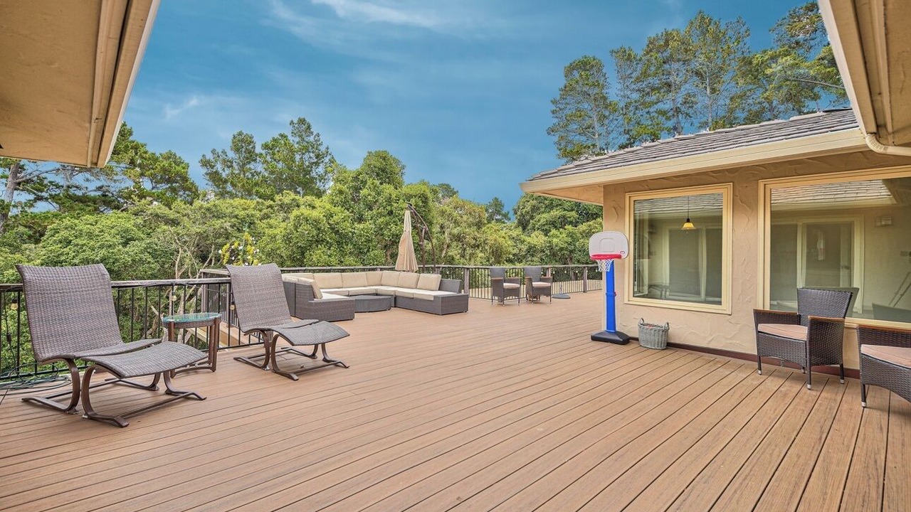 Photo of Patio Balcony in Munras Avenue