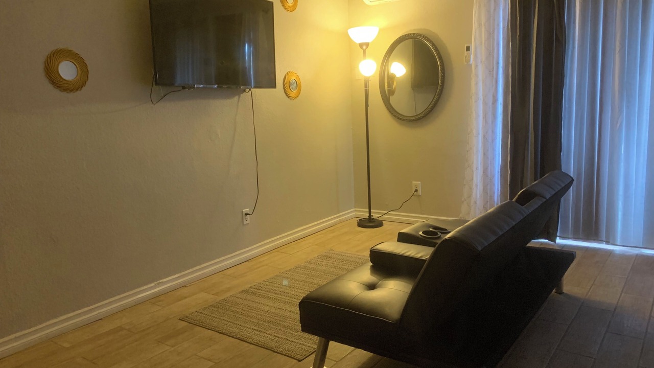 Photo of Livingroom in Upland