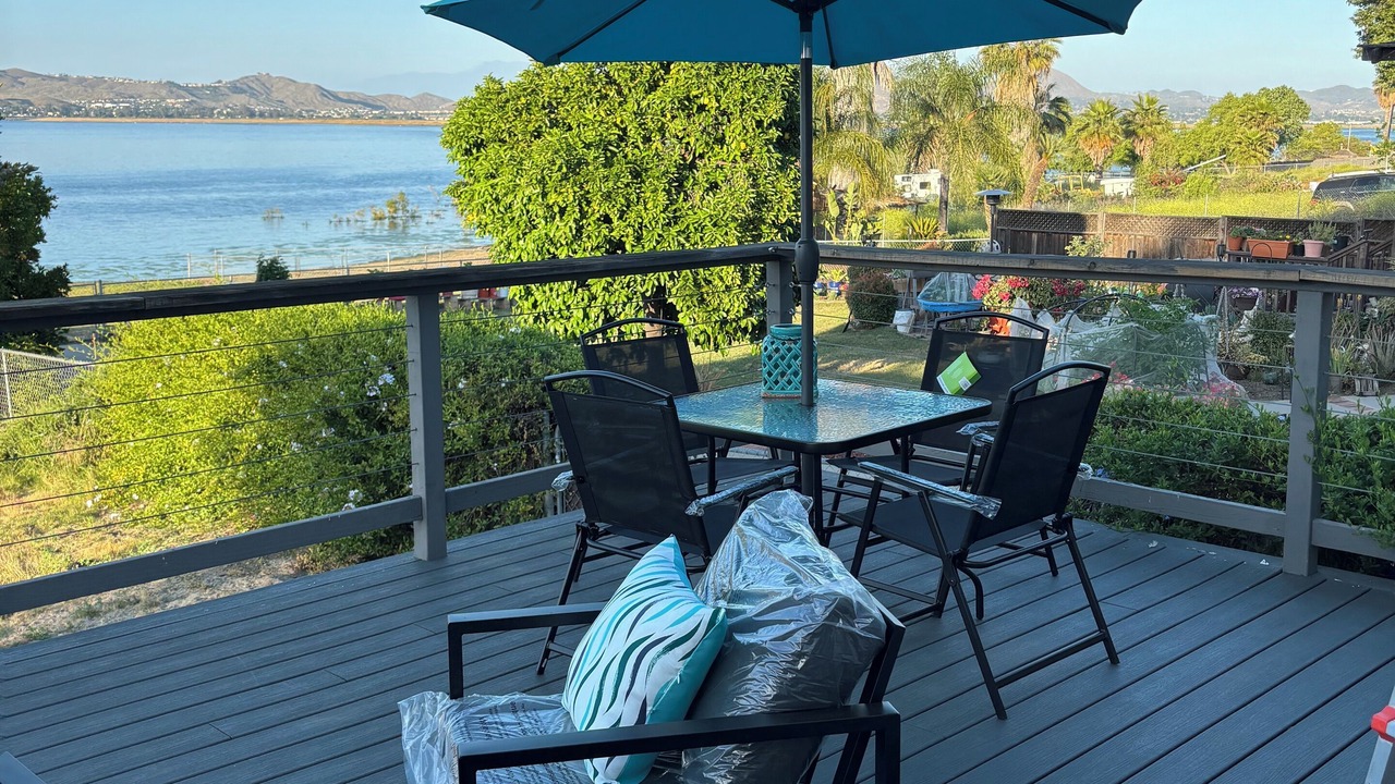 Photo of Outdoor in Lakeland Village
