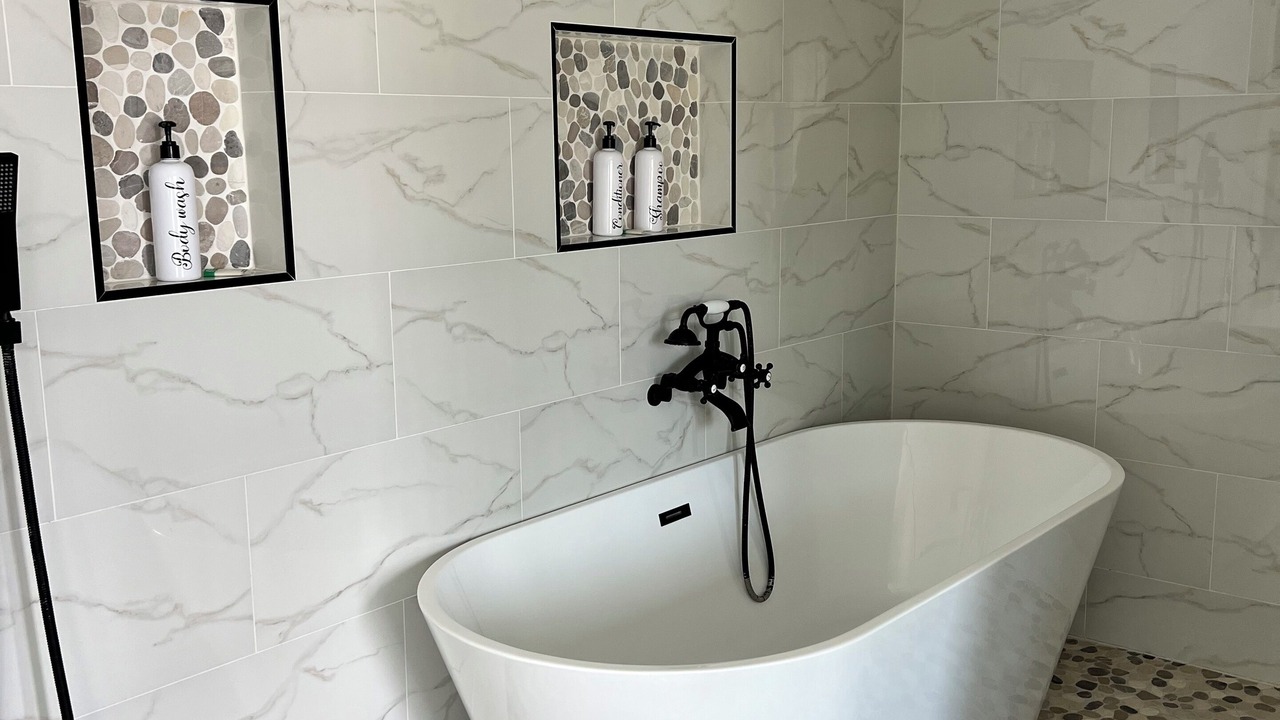 Photo of Bathroom in Vista