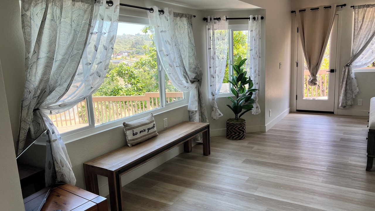 Photo of Livingroom in Vista