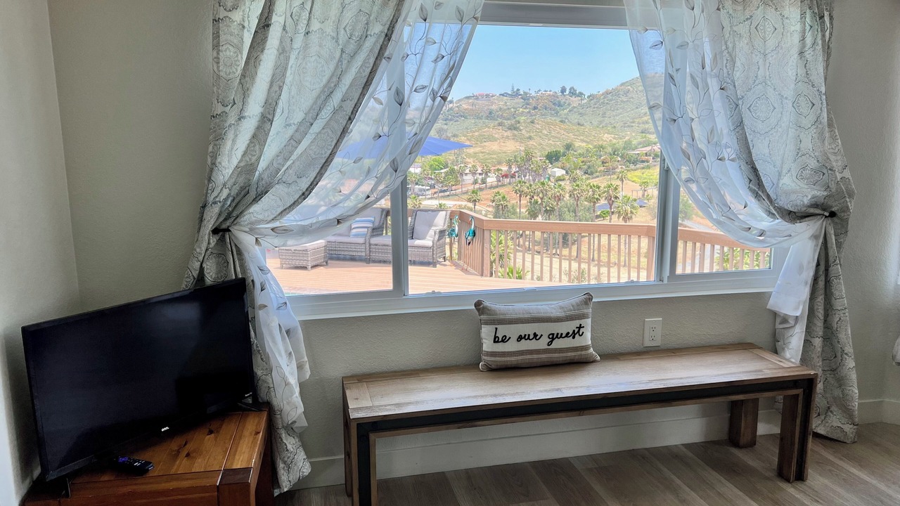 Photo of Livingroom in Vista