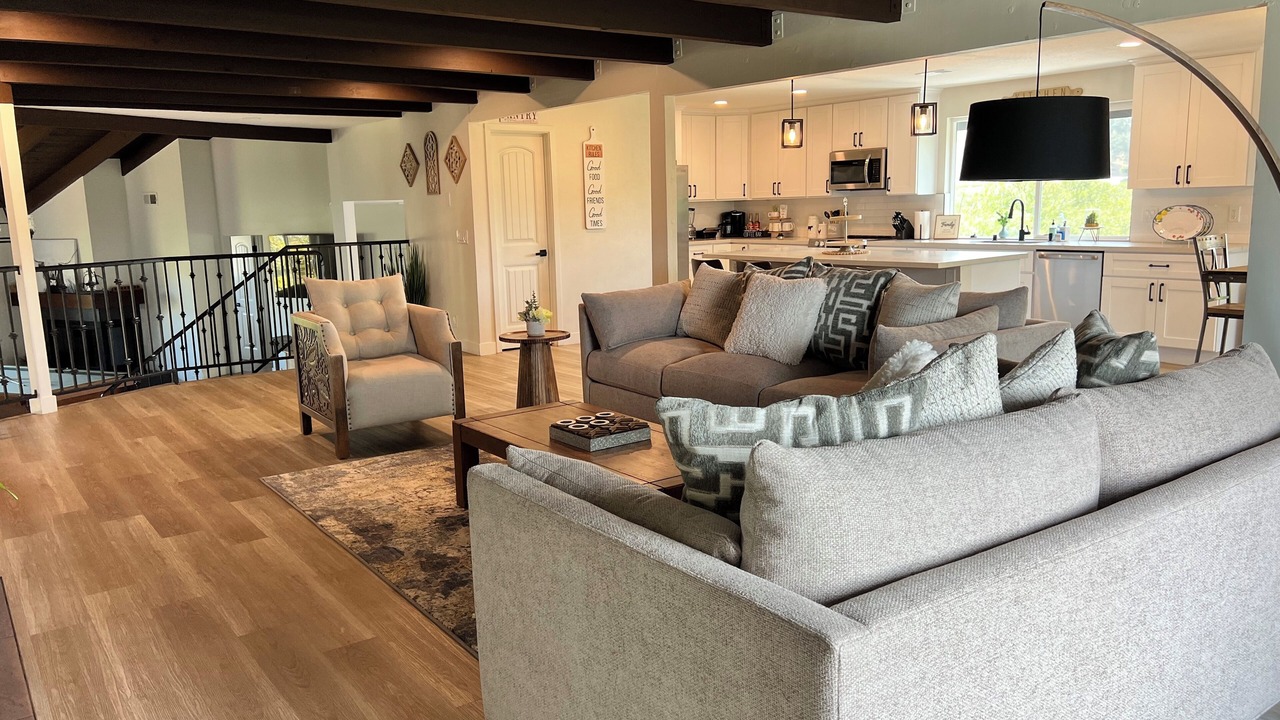 Photo of Livingroom in Vista