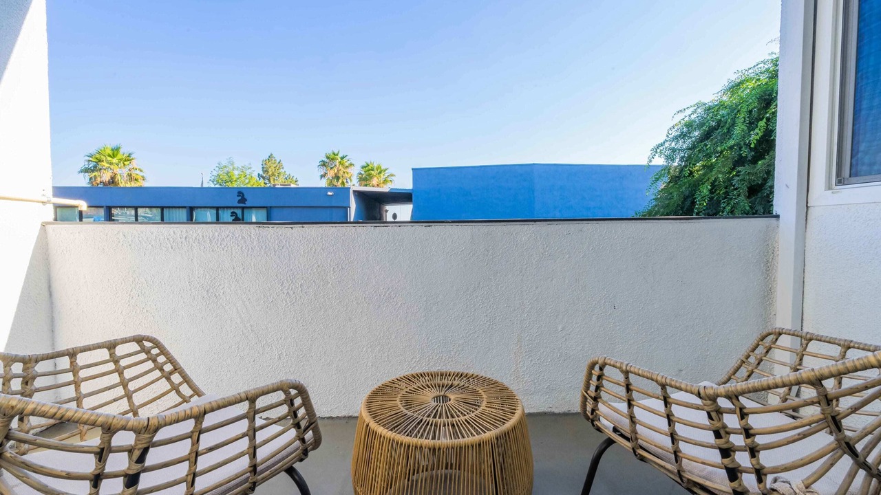 Photo of Patio Balcony in Altadena