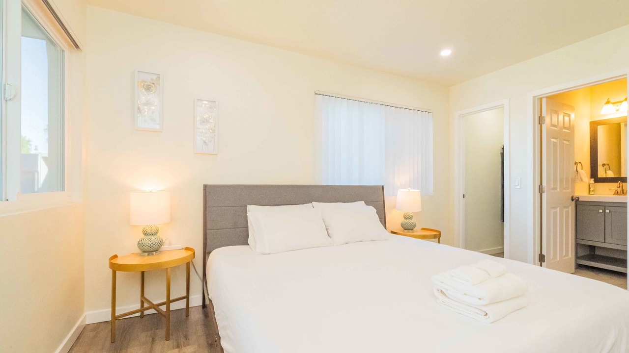 Photo of Bedroom in Altadena