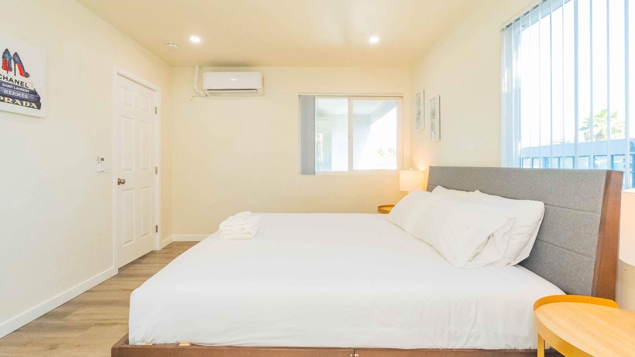 Photo of Bedroom in Altadena