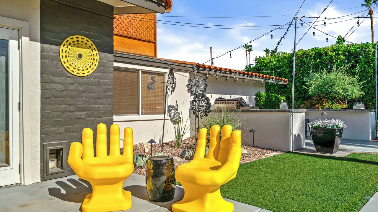 Photo of Outdoor in Warm Sands