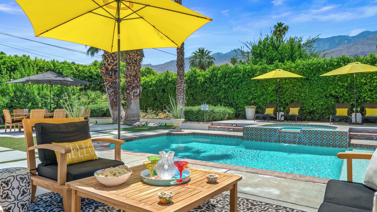 Photo of Outdoor in Warm Sands