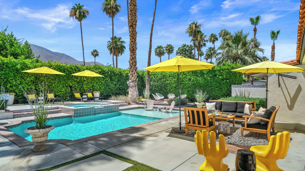 Photo of Outdoor in Warm Sands