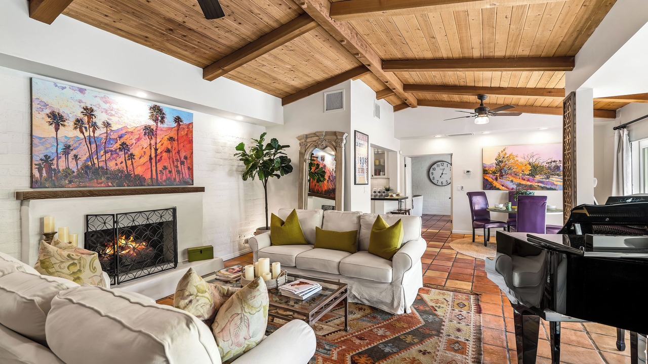 Photo of Livingroom in Warm Sands