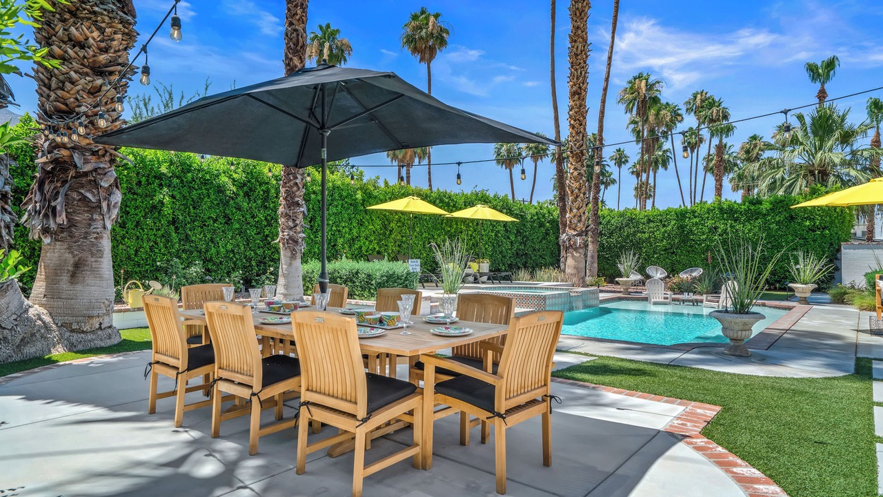 Photo of Outdoor in Warm Sands