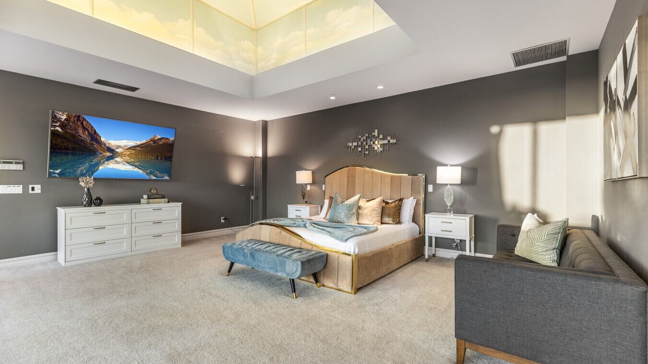 Photo of Livingroom in Tustin