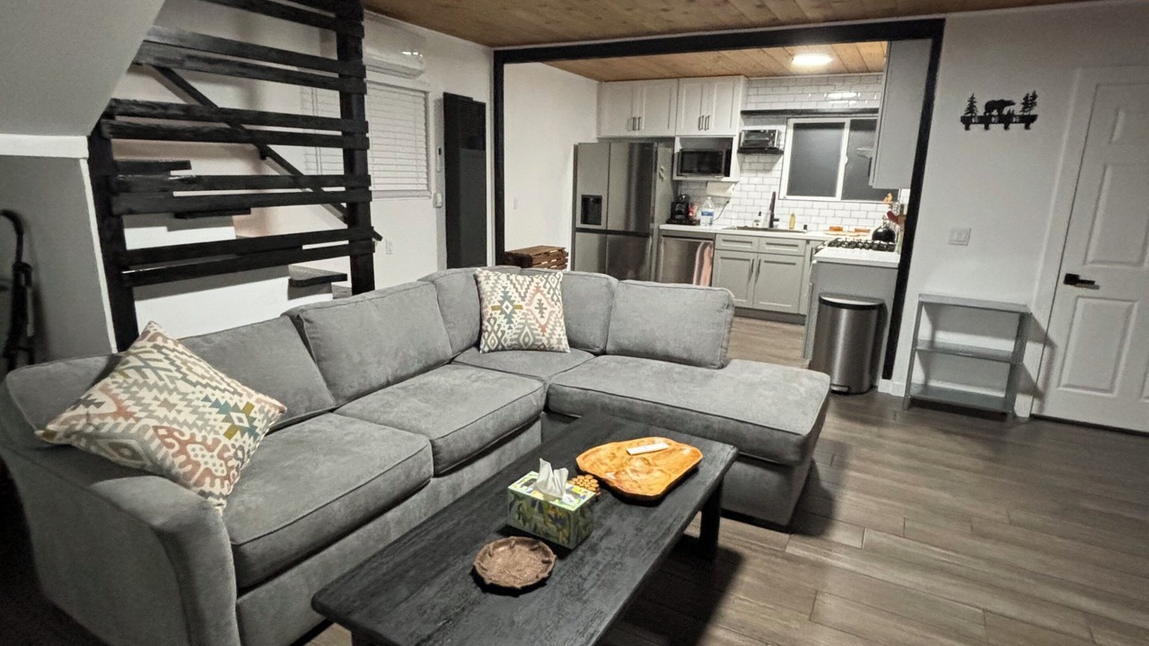 Photo of Livingroom in Green Valley Lake