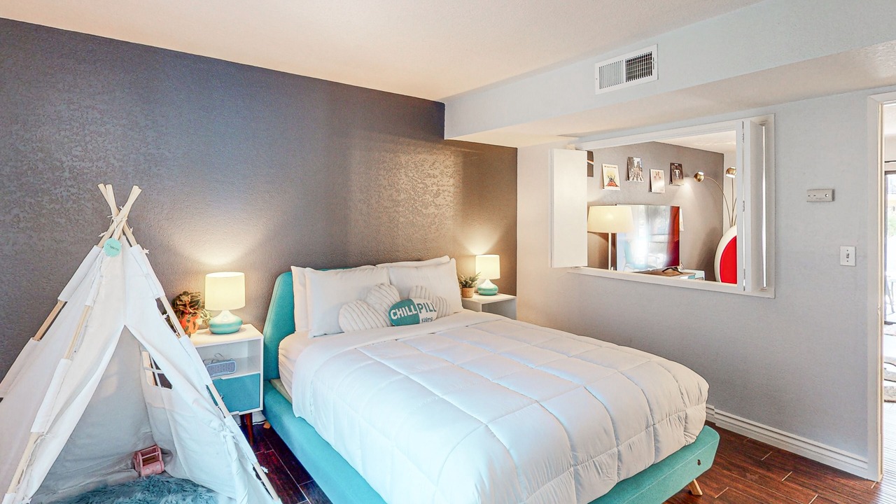 Photo of Bedroom in Indio