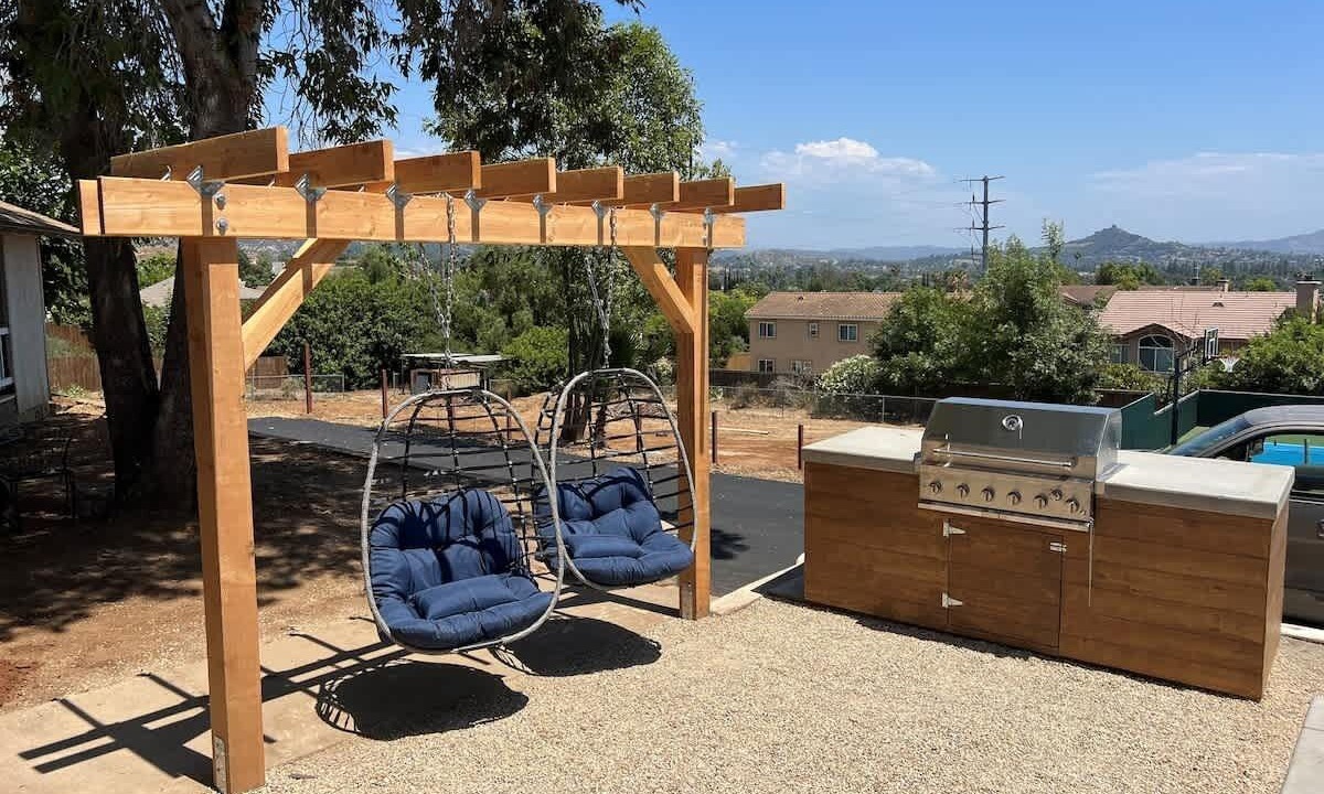 Photo of Outdoor in East Grove