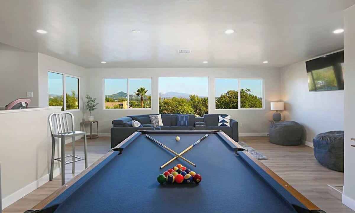Photo of Bedroom in East Grove