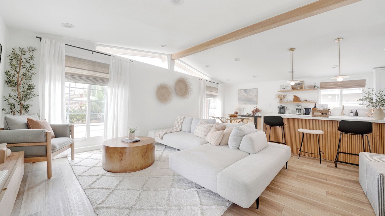 Photo of Livingroom in Garden Grove