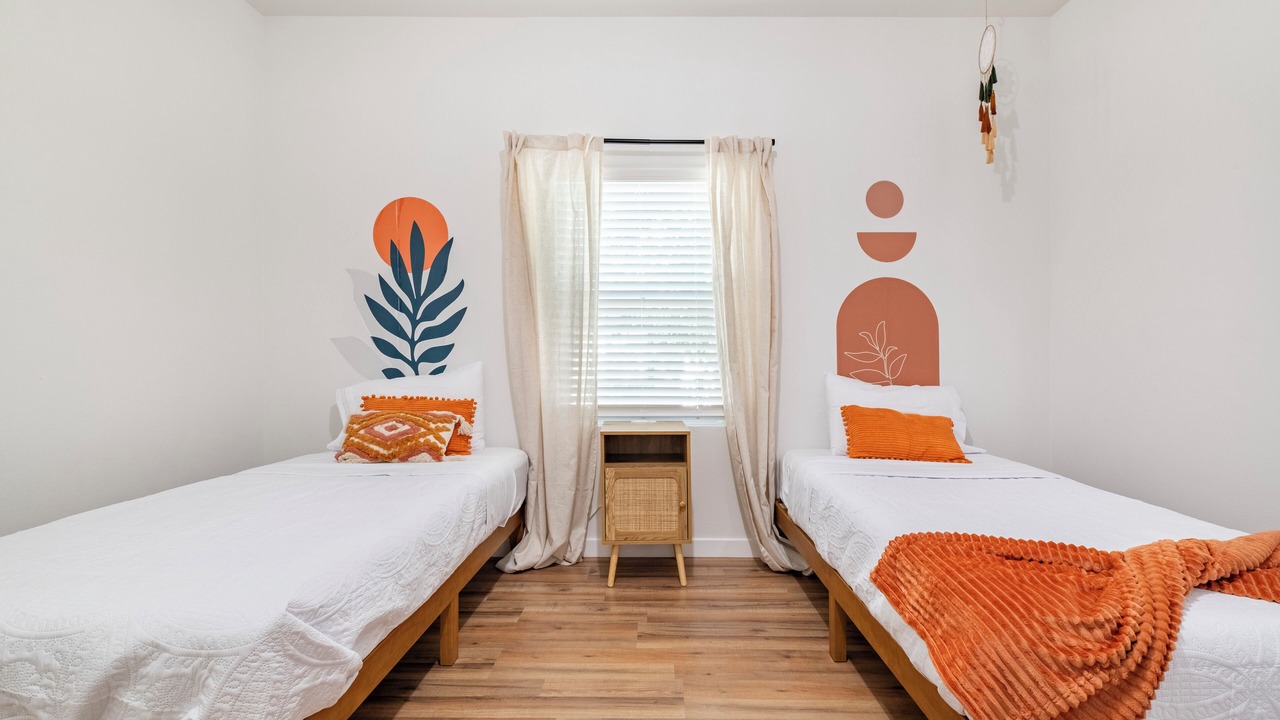 Photo of Bedroom in Downtown Riverside