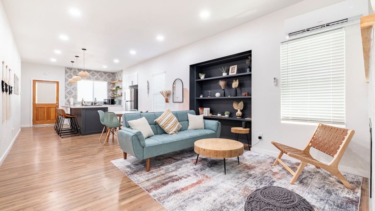 Photo of Livingroom in Downtown Riverside